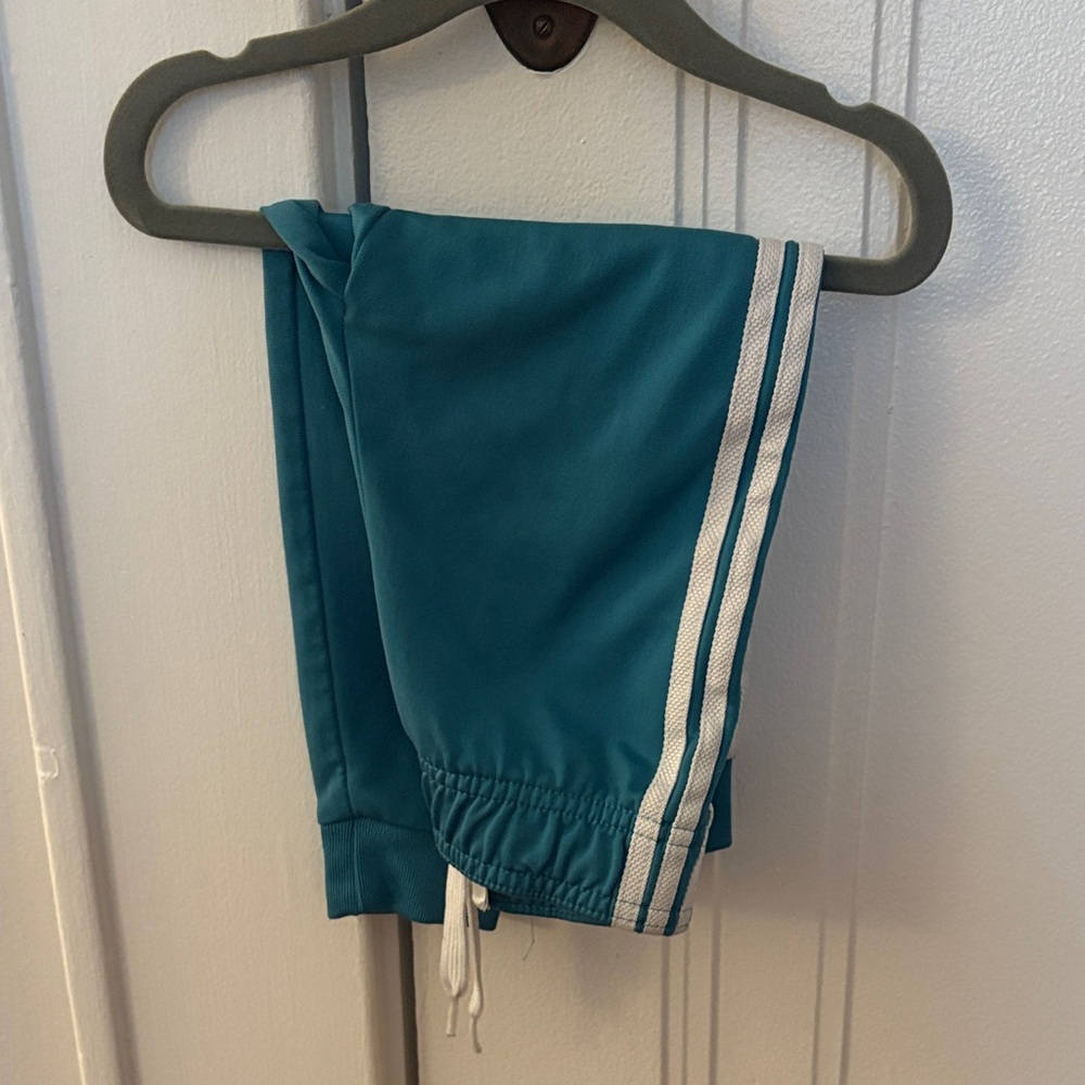 Adidas Kids Jacket and pants warm-up suit in Teal with White Stripes size 2T - Picture 5 of 7
